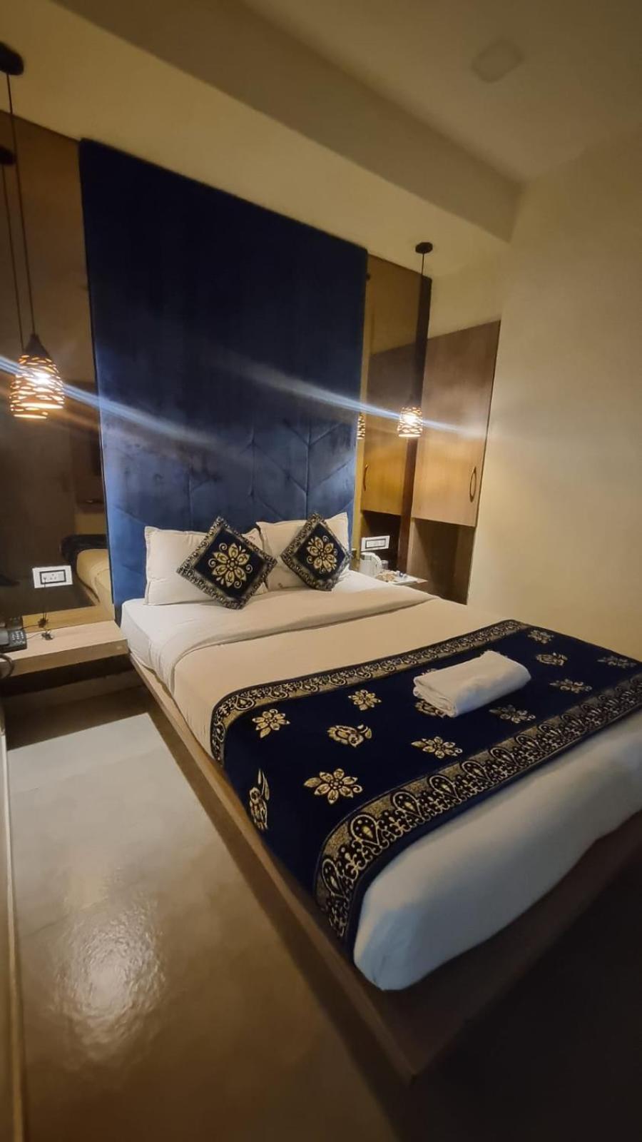 Beachfront Resort กาลังกูติ ภายนอก รูปภาพ